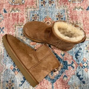 UGG Classic Mini Tan Winter Boots